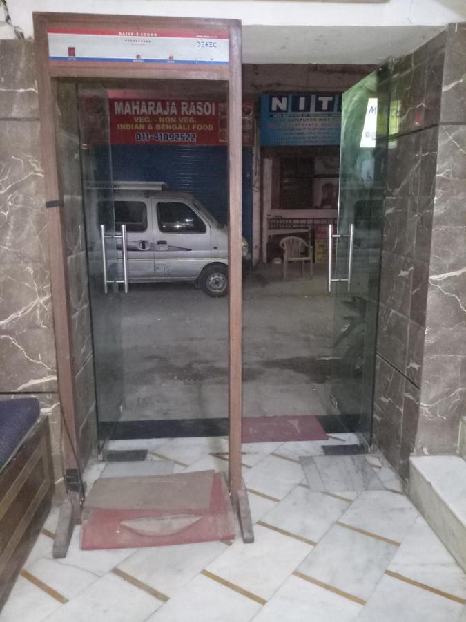 hotel diplomat inn New Delhi Buitenkant foto
